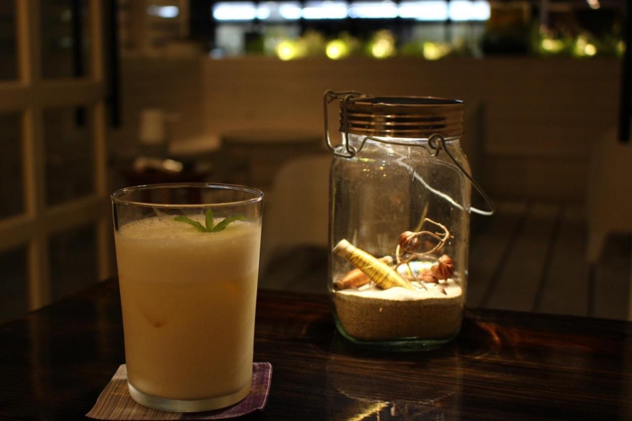 אמאמי En- Hostel & Cafe Bar מראה חיצוני תמונה