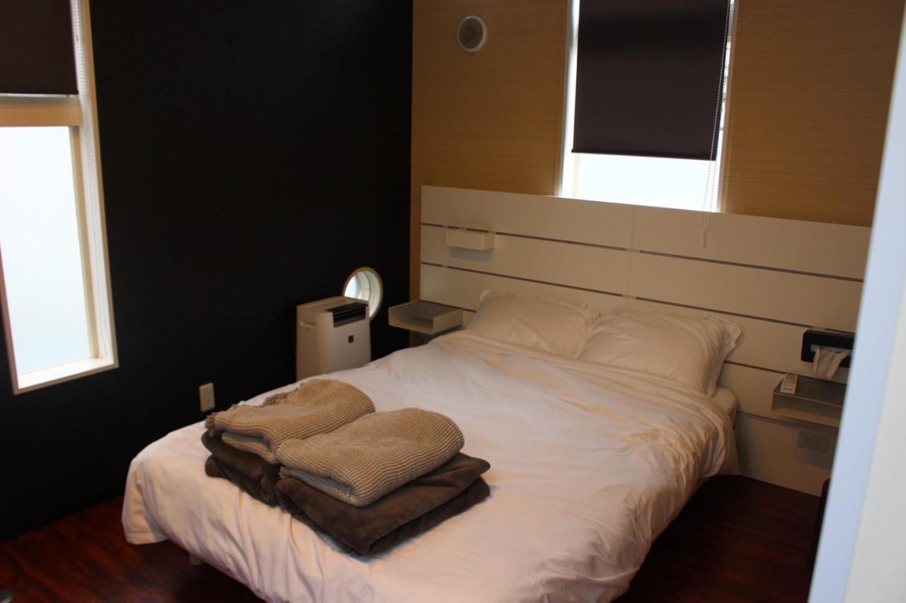 אמאמי En- Hostel & Cafe Bar מראה חיצוני תמונה
