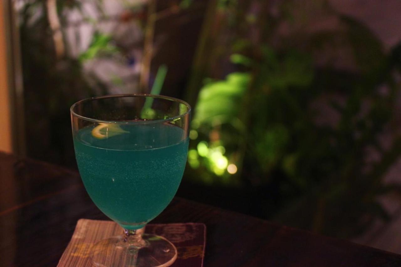 אמאמי En- Hostel & Cafe Bar מראה חיצוני תמונה