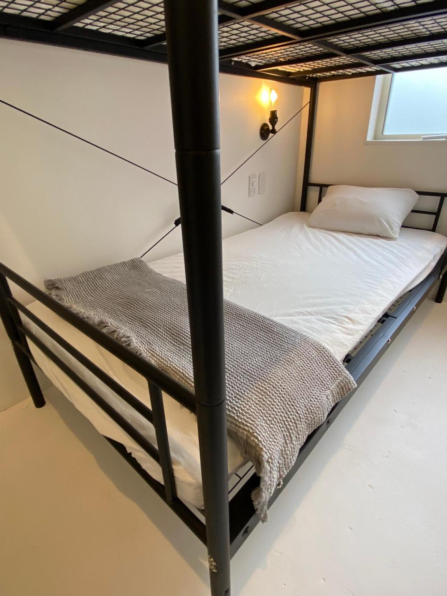 אמאמי En- Hostel & Cafe Bar מראה חיצוני תמונה
